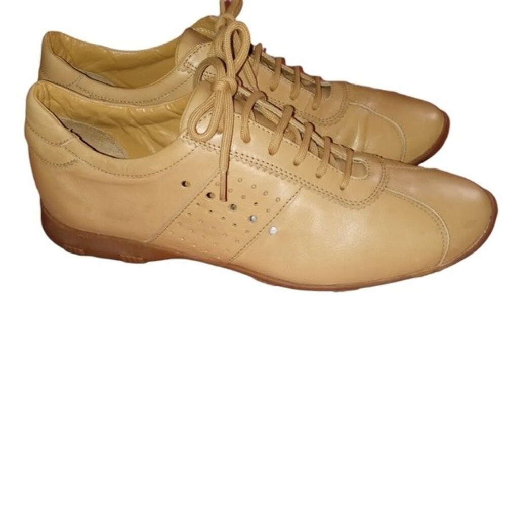 Homers Leather Tie Up Comfort Sneakers size 40 US 10 Women's. 16
